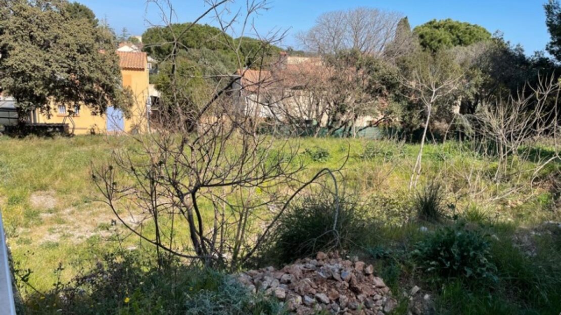 Terrain · à Frontignan Fipimmo · 260 000 €